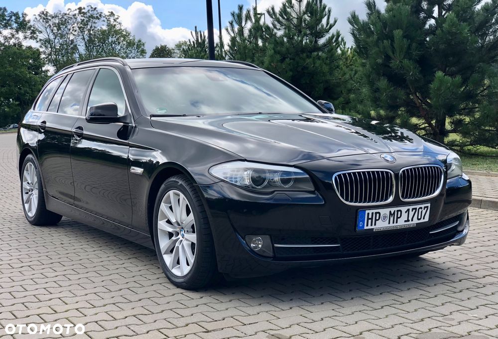 BMW Seria 5 520d Touring - 5