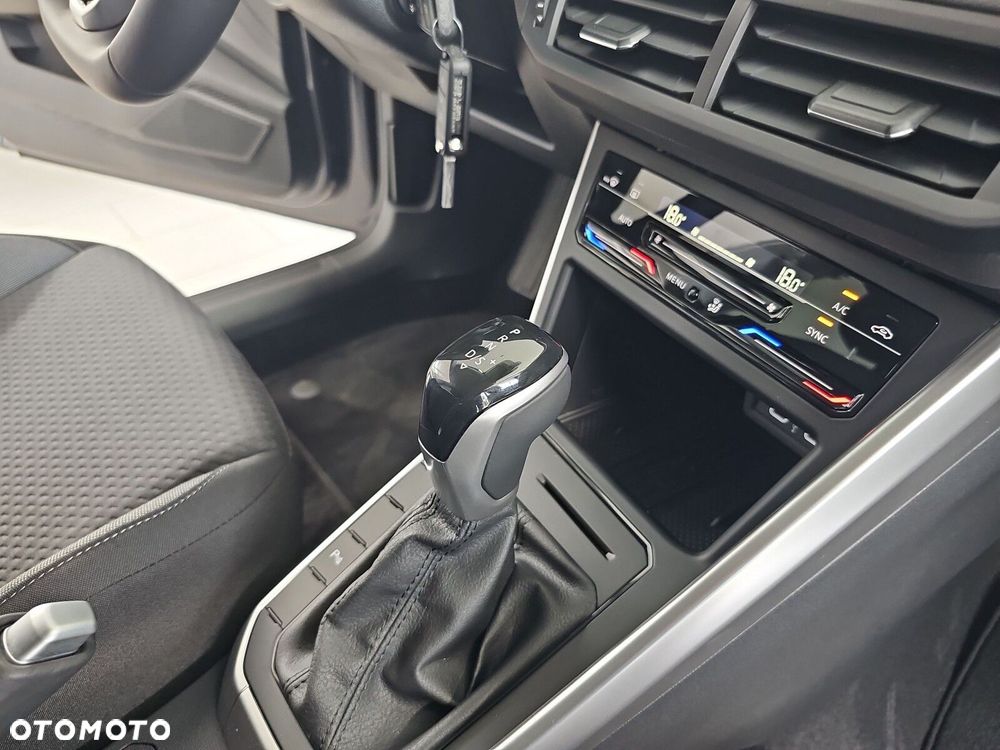 Volkswagen Polo - 35