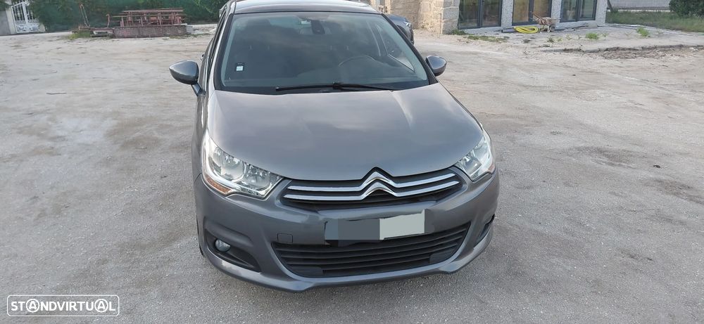 Citroën C4 HDi 90 Attraction - 1