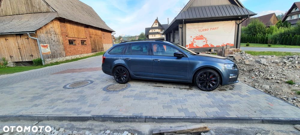 Skoda Octavia 2.0 TDI 4x4 RS DSG - 3