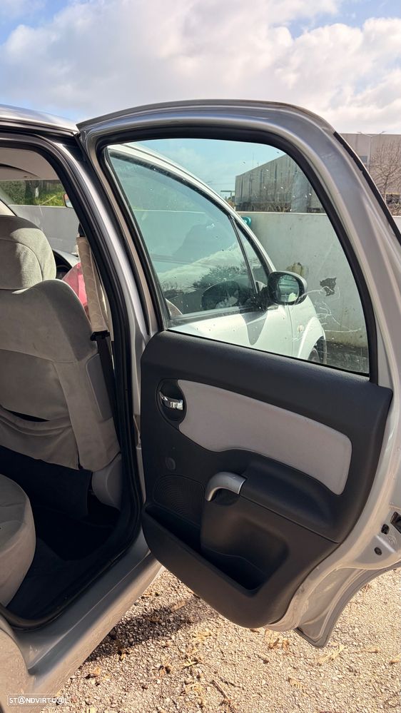 Citroën C3 1.4 HDi Exclusive - 8