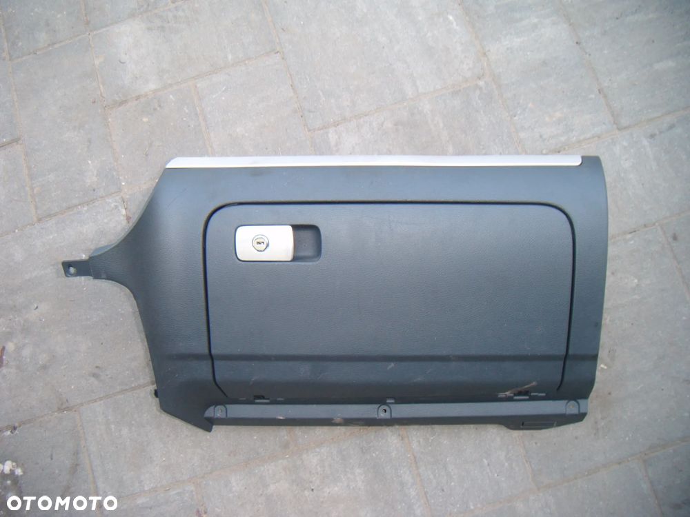 vw jetta III 07r golf V schowek pasażera