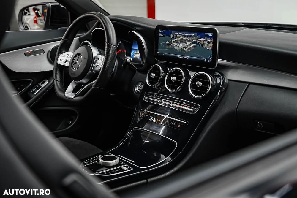 Mercedes-Benz C 220 d Coupe 9G-TRONIC AMG Line - 12