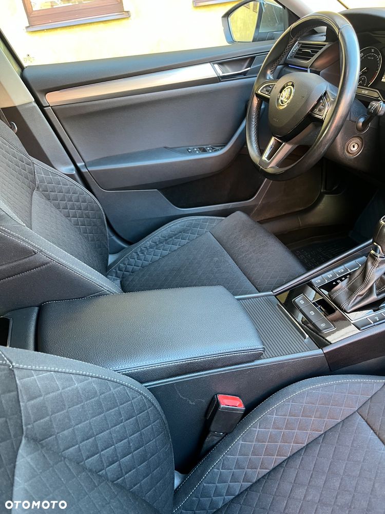 Skoda Superb 2.0 TDI 4x4 Style DSG - 15