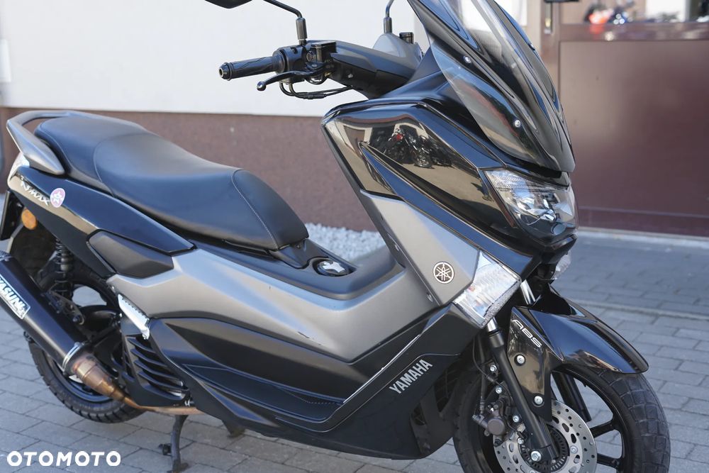 Yamaha NMAX - 12