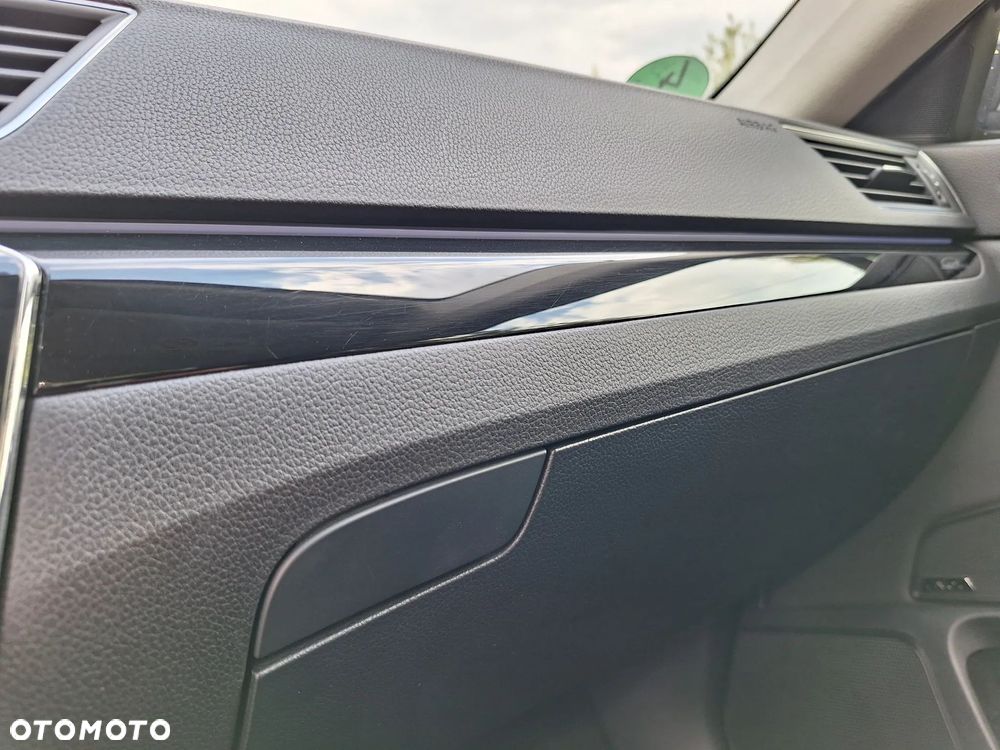 Skoda Superb 2.0 TDI DSG L&K - 18