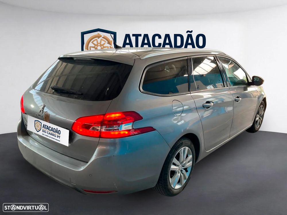 Peugeot 308 SW 1.2 PureTech Style - 11