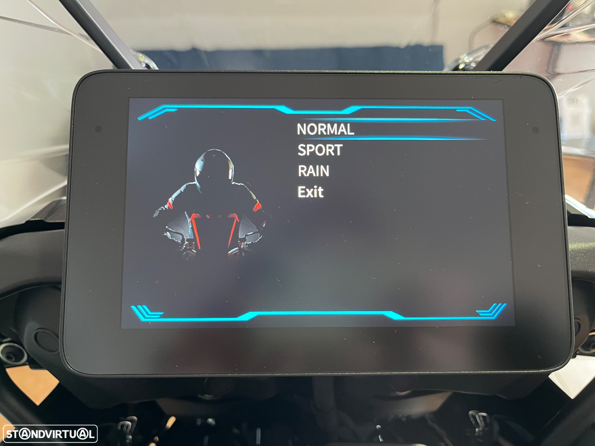 QJ Motor SRT 900SX - OFERTA 3 MALAS ALUMÍNIO + EQUIPAMENTO - 15