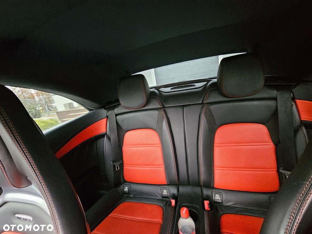 Mercedes-Benz Klasa C AMG 63 S AMG Speedshift 7G-MCT - 31