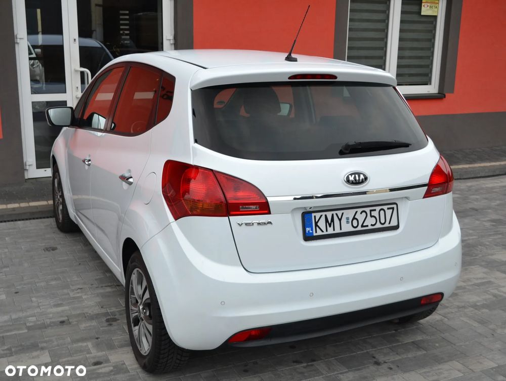 Kia Venga 1.6 CVVT Automatik Dream Team Edition - 2