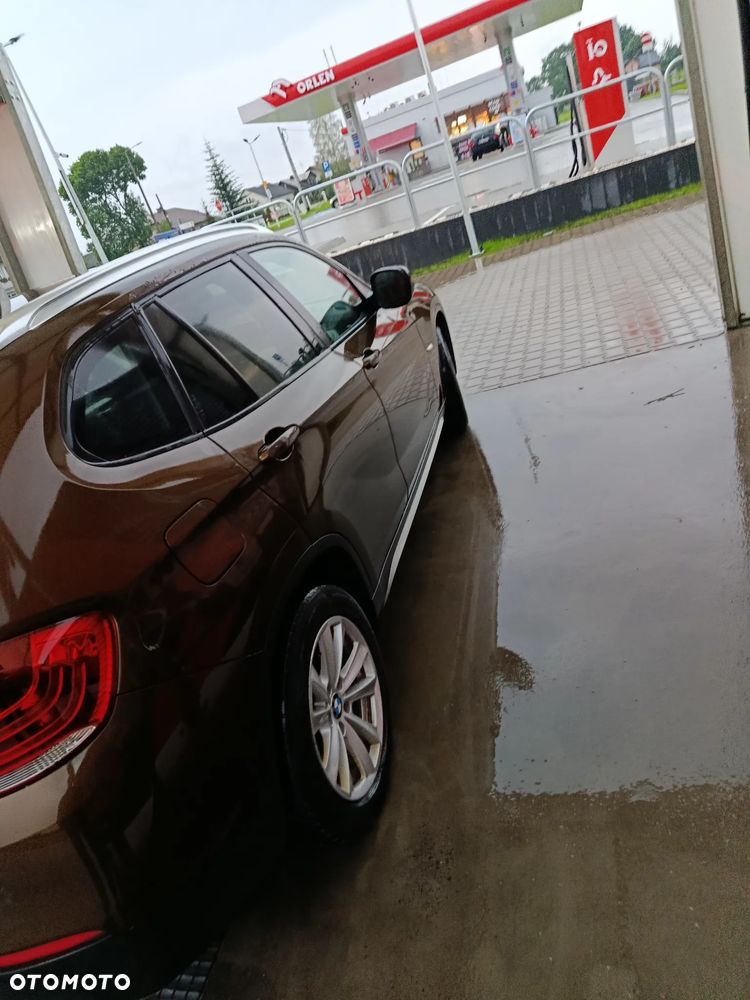 BMW X1 xDrive18d - 8