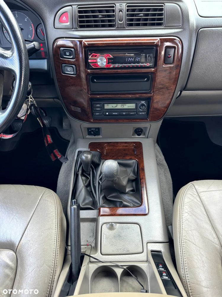 Nissan Patrol 3.0 TDI Luxury - 15
