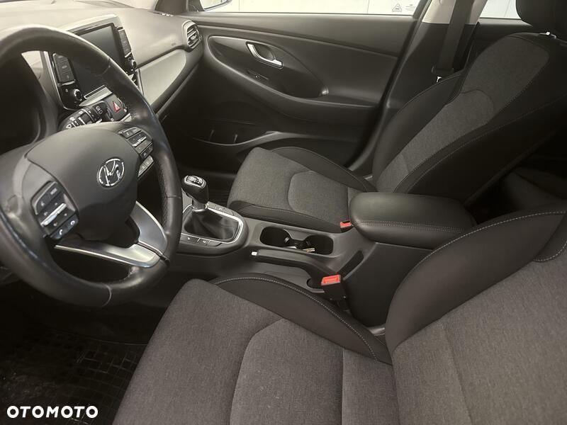 Hyundai i30 1.5 DPI Smart - 11