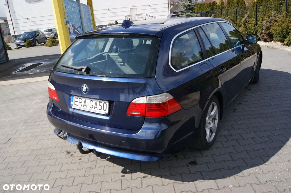 BMW Seria 5 525d Edition Exclusive - 7