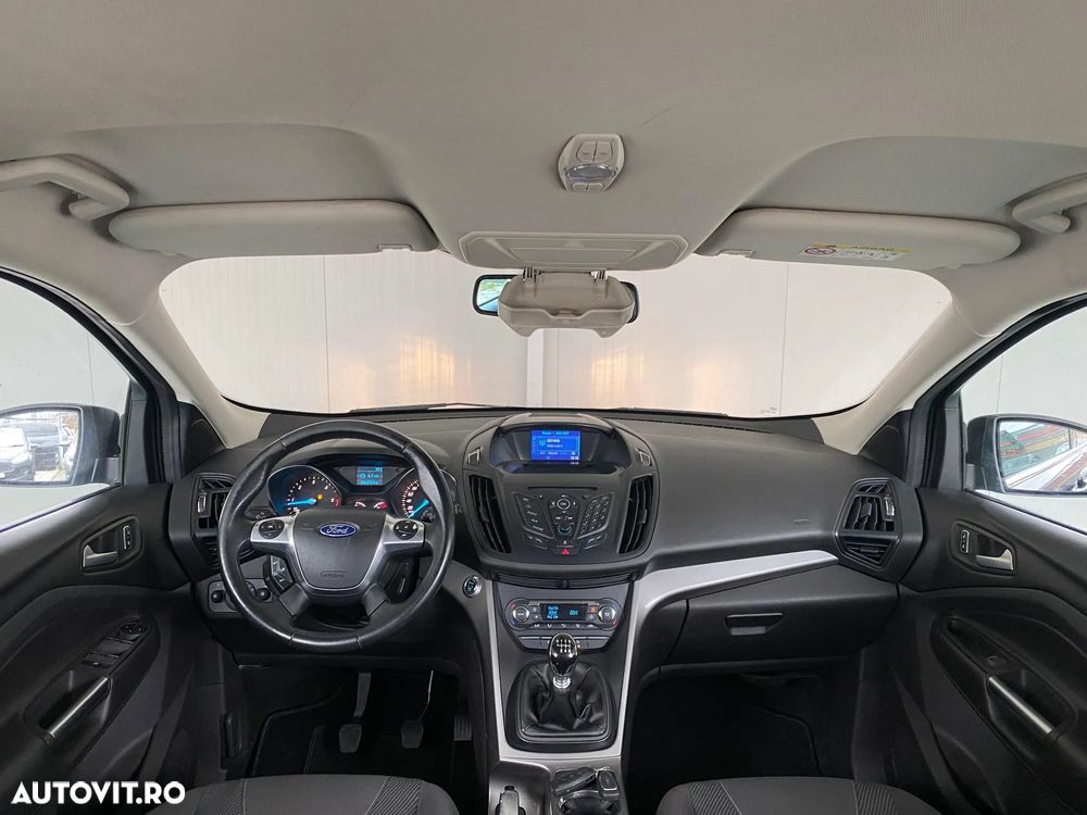 Ford Kuga - 15