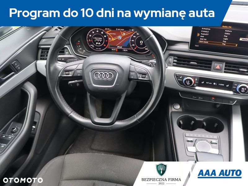 Audi A4 Limousine - 9