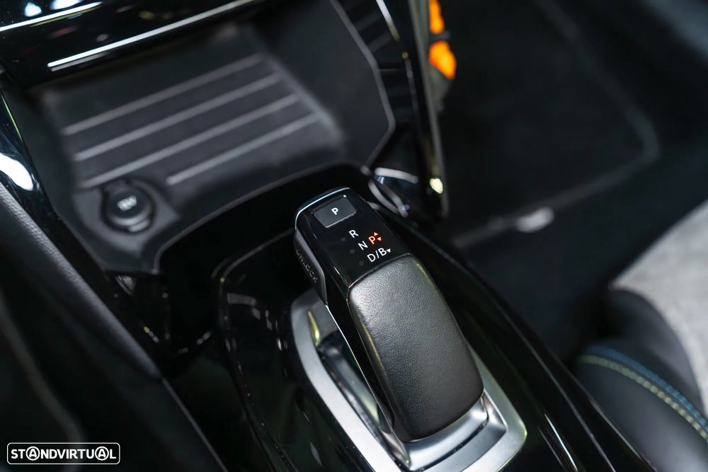 Peugeot e-208 GT Pack - 12