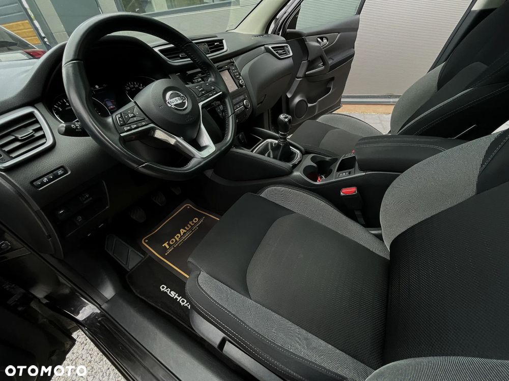 Nissan Qashqai 1.6 DIG-T Tekna - 17