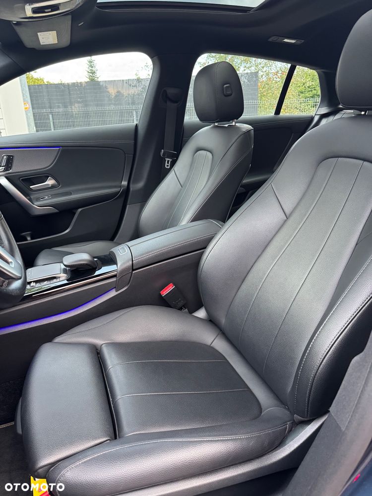 Mercedes-Benz CLA - 9