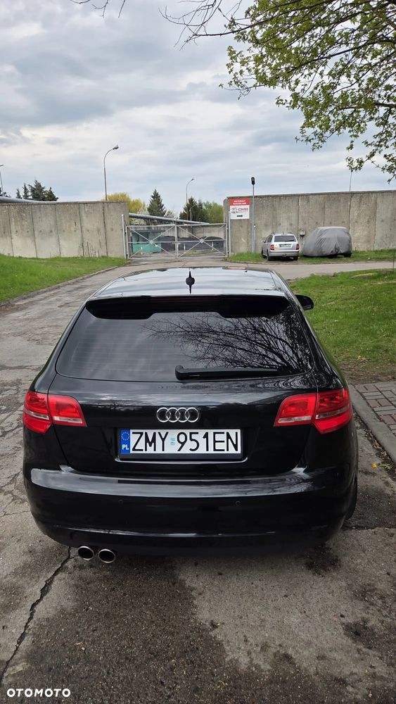 Audi A3 Sportback - 12