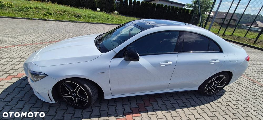 Mercedes-Benz CLA - 2