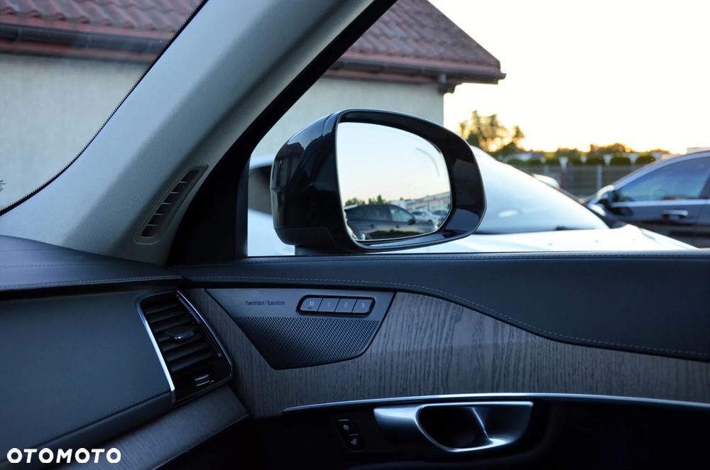 Volvo XC 90 T8 AWD Plus Dark - 29