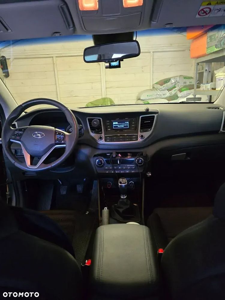 Hyundai Tucson 1.6 GDI BlueDrive Comfort 2WD - 11