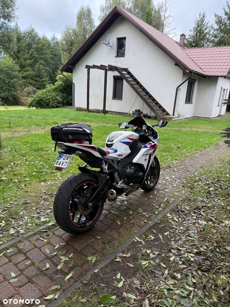 Honda CBR - 3