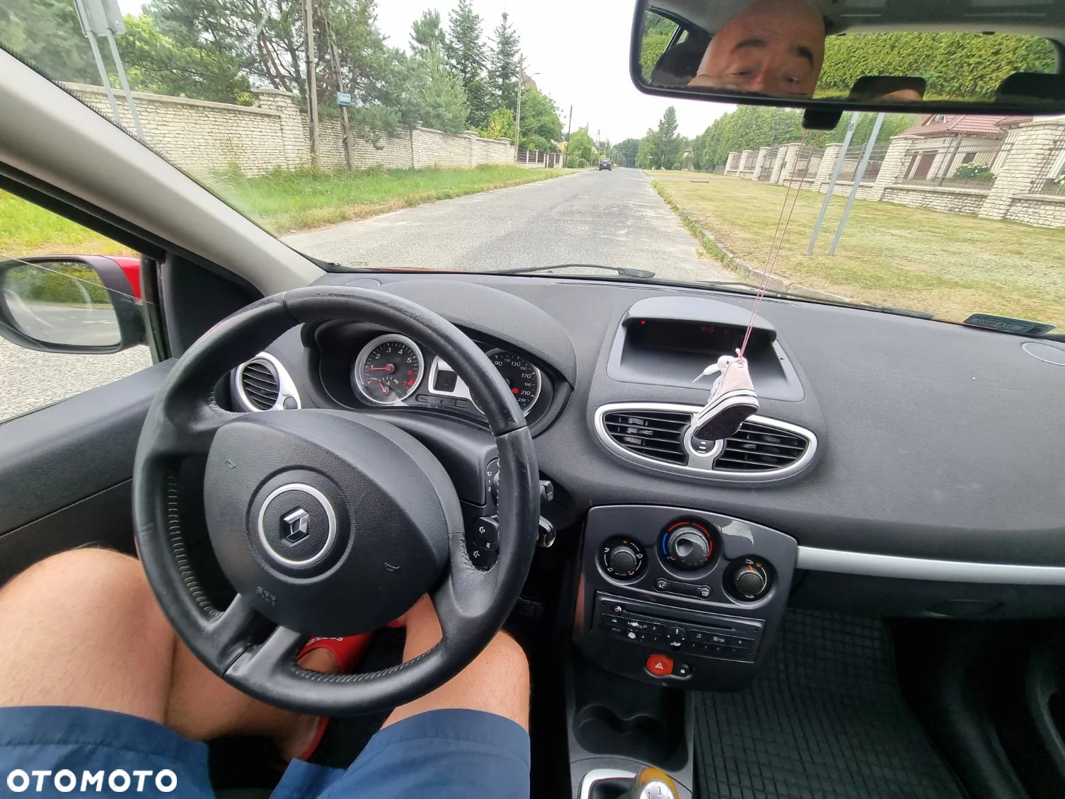 Renault Clio 1.2 16V TCE Alize Euro5 - 20