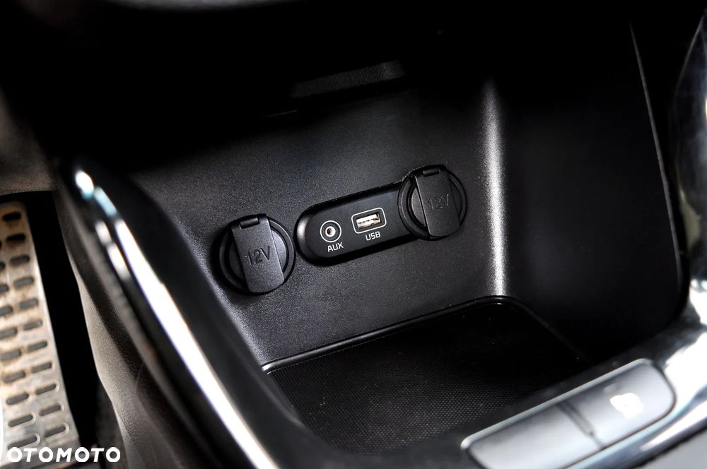Kia Ceed 1.6 CRDi 136 ISG GT Line - 33