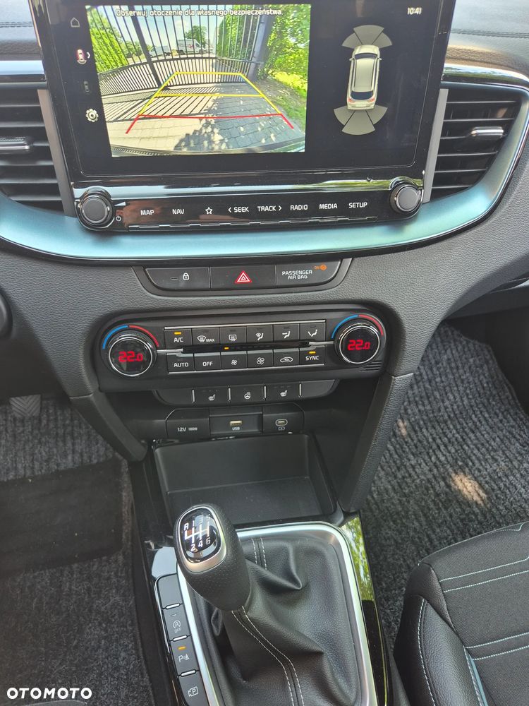 Kia Ceed - 15