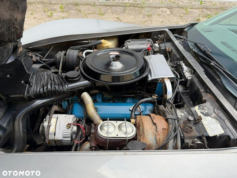 Chevrolet Corvette - 6