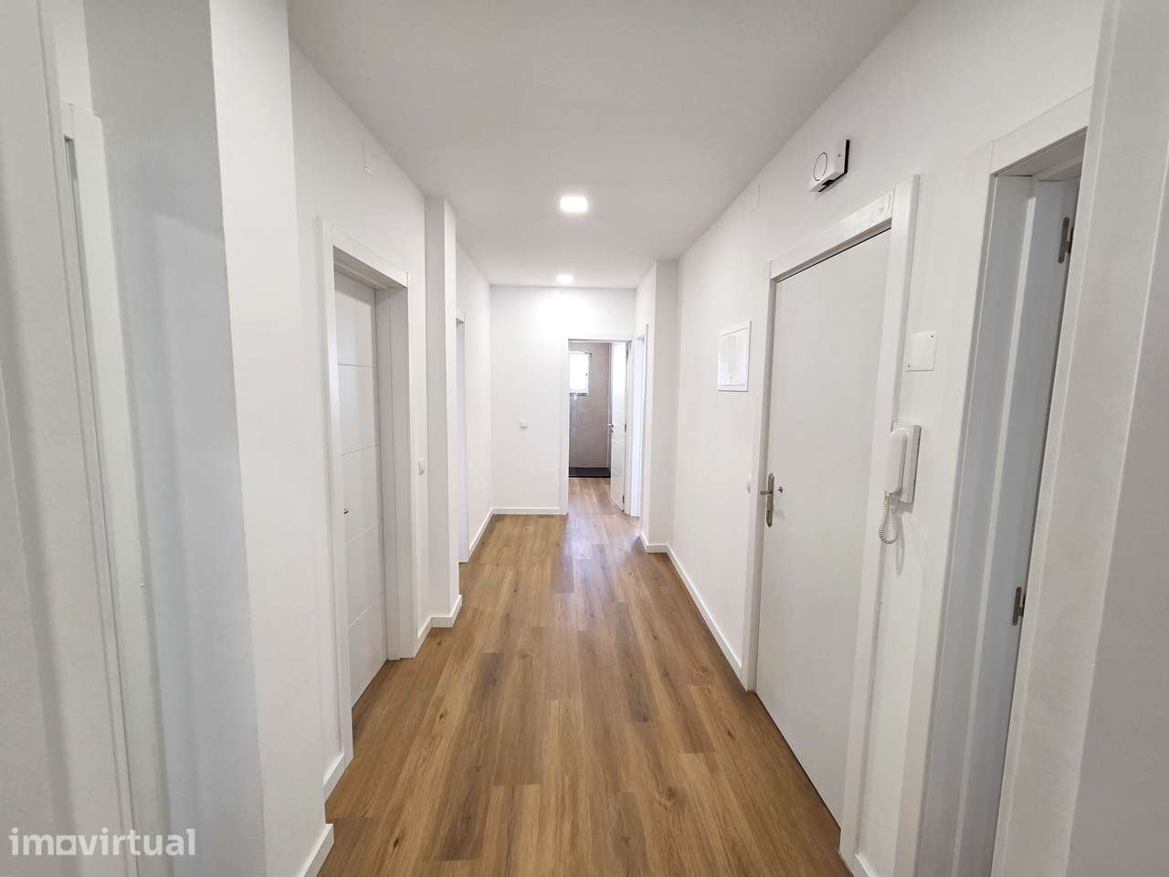 PRAGAL - Apartamento T3 TOTALMENTE REMODELADO! - Grande imagem: 5/17