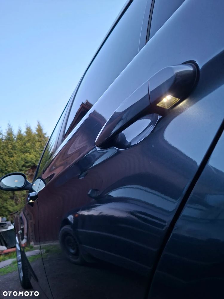 BMW Seria 3 - 39