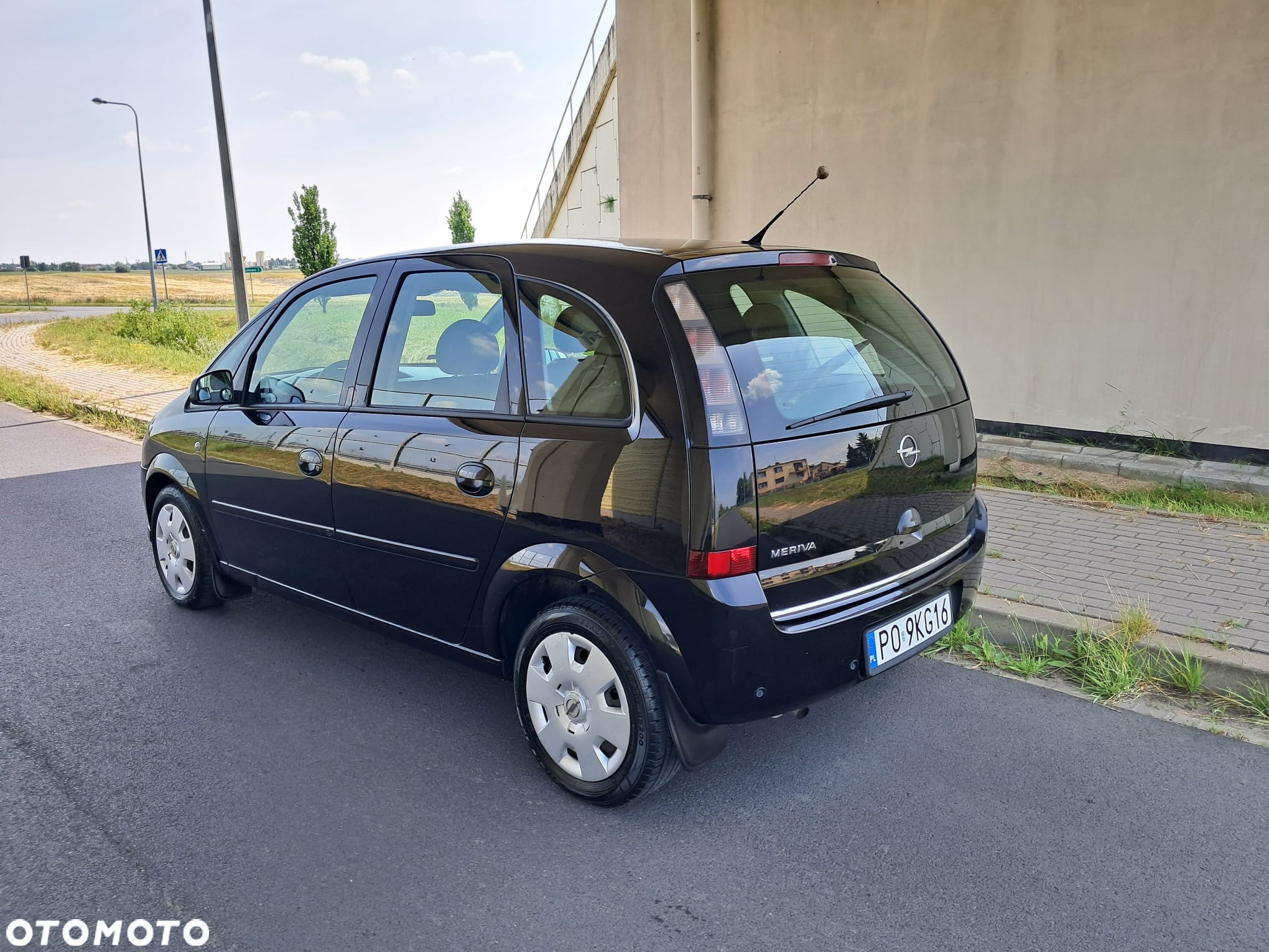 Opel Meriva 1.6 Cosmo - 4