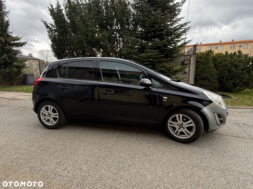 Opel Corsa 1.4 16V Satellite - 8