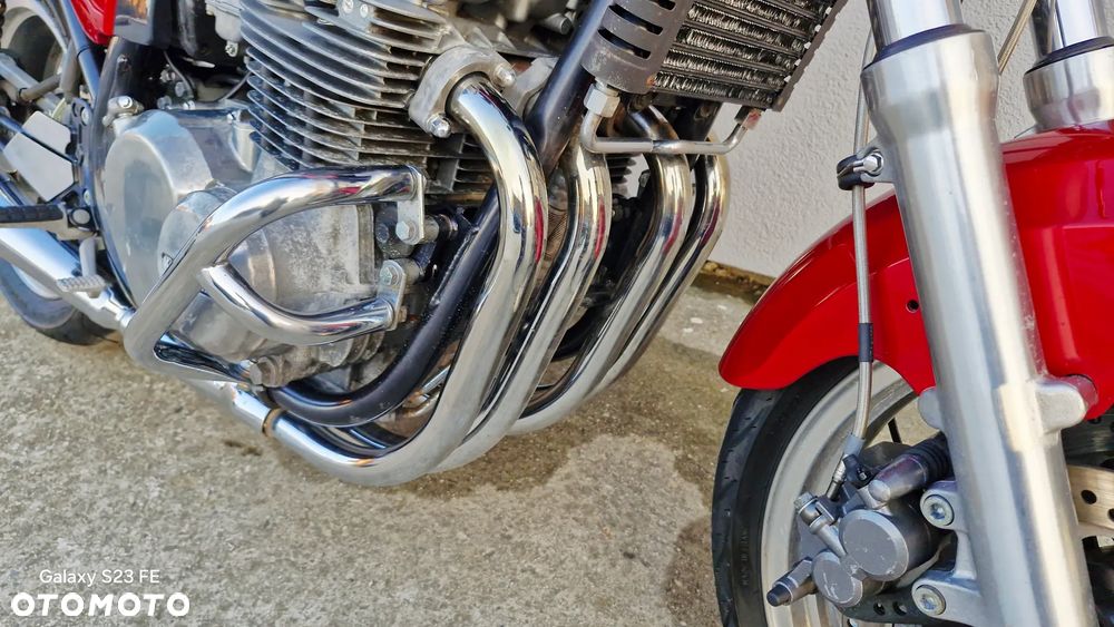 Kawasaki Zephyr - 7