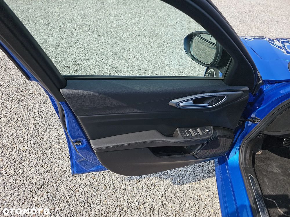 Alfa Romeo Giulia 2.0 Turbo Veloce Q4 - 22