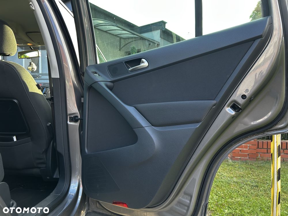 Volkswagen Tiguan 2.0 TDI 4Mot Sport&Style DSG - 20