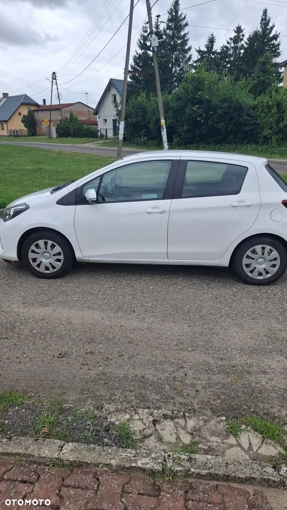 Toyota Yaris - 4