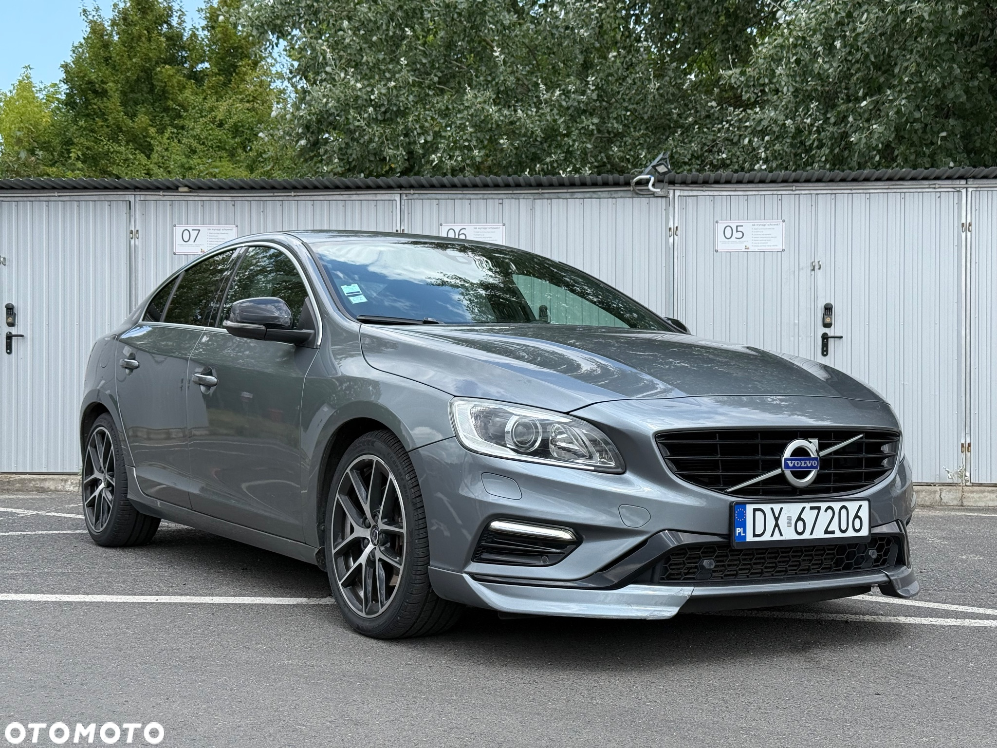 Volvo S60 D5 Drive-E R-Design Momentum - 3
