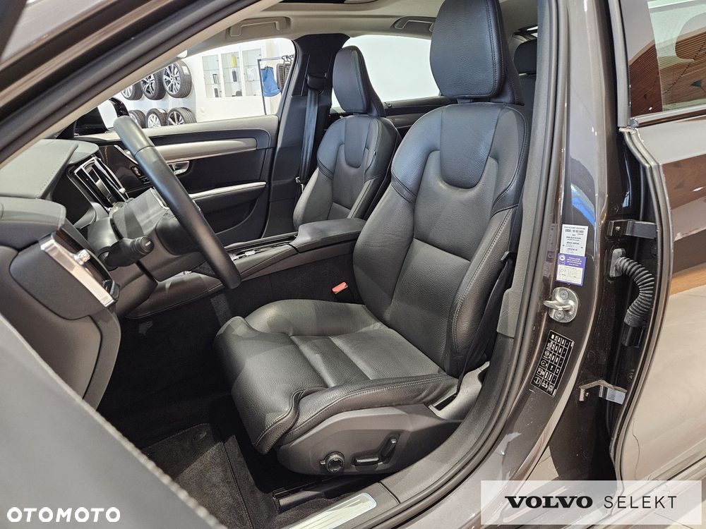 Volvo S90 - 17