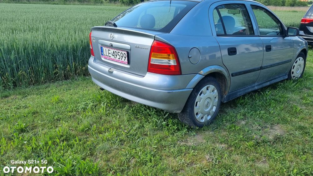 Opel Astra 1.4 Start - 2