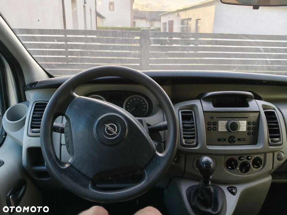 Opel Vivaro - 5