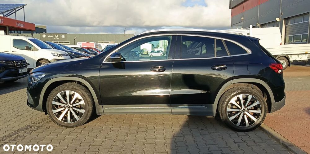 Mercedes-Benz GLA 200 Style - 5