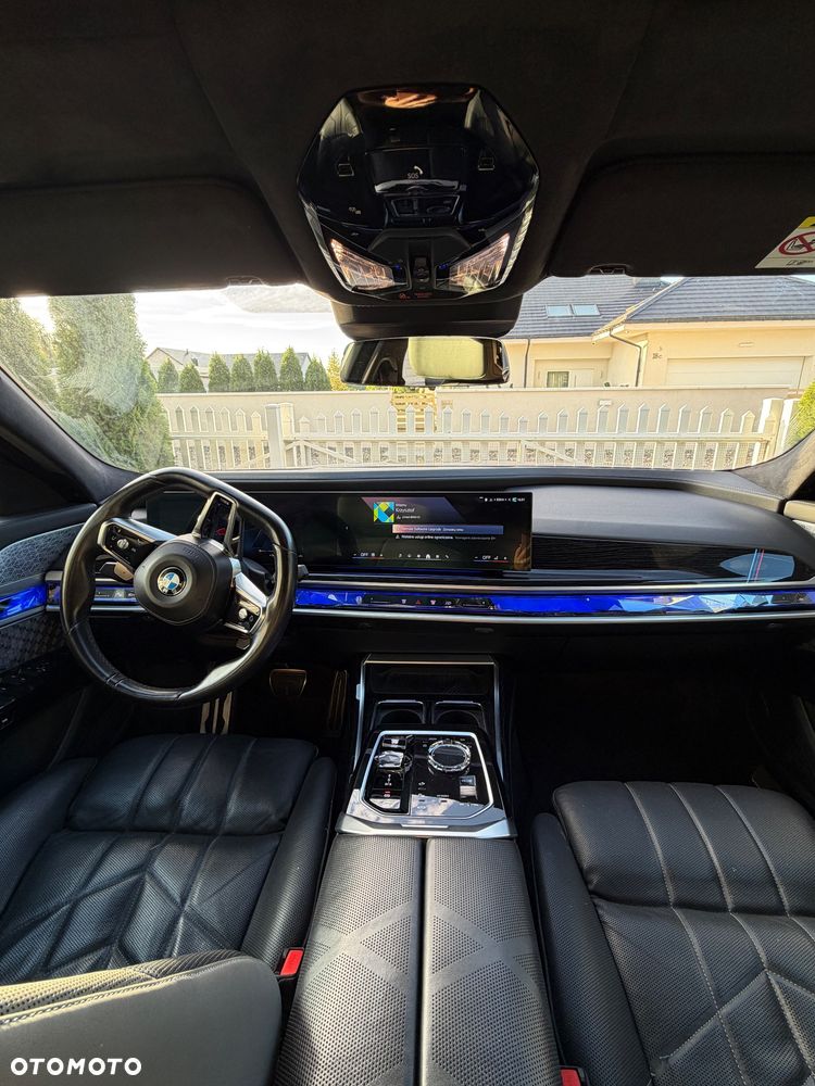 BMW Seria 7 - 21