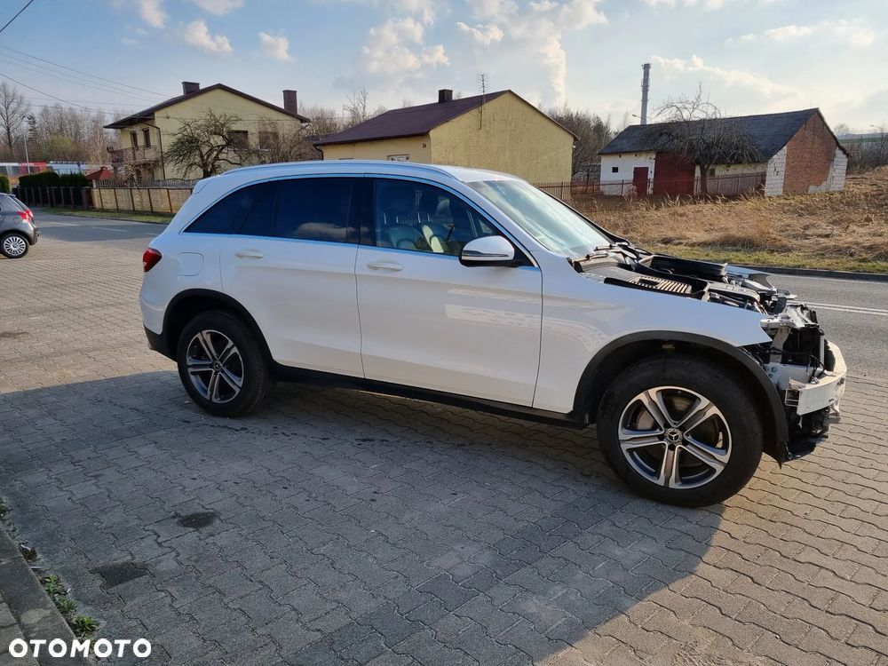 Mercedes-Benz GLC - 4