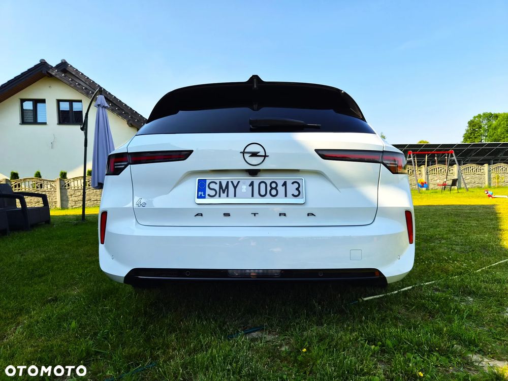 Opel Astra 1.2 T GS Line S&S - 11