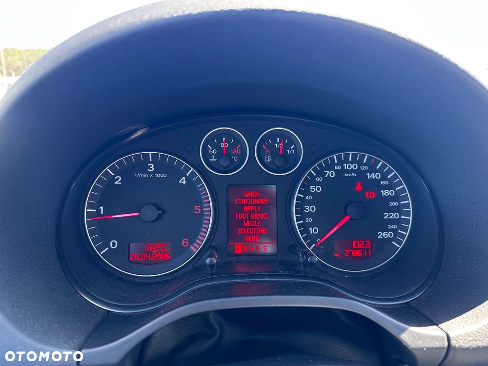Audi A3 Sportback 2.0 TDI DPF (DSG) S tronic Ambiente - 11