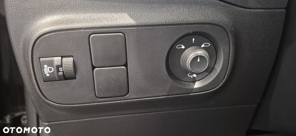 Citroën C3 1.2 PureTech Shine - 13